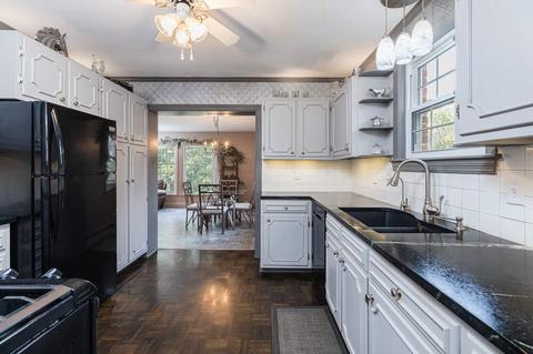 637 Pine Ave, Waynesboro, VA 22980 photo 6