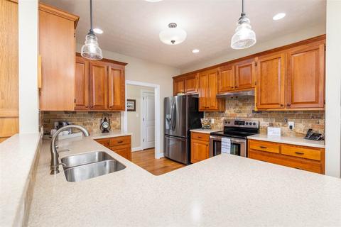 74 Marble Dr, Stuarts Draft, VA 24477 photo 8