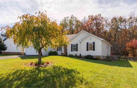 32 Fall Ridge Dr, Stuarts Draft, VA 24477 photo 2