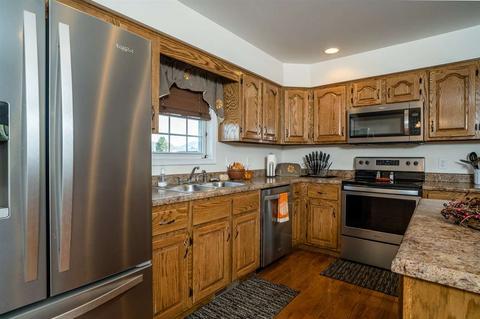184 Leola Loop, Stanley, VA 22851 photo 7