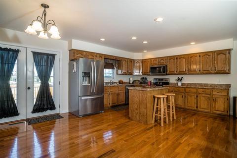 184 Leola Loop, Stanley, VA 22851 photo 2