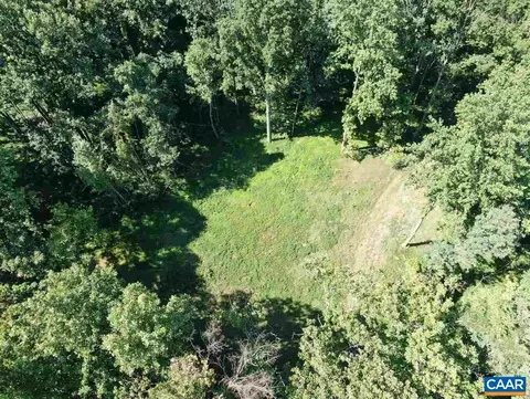 White Eagle Ln, Charlottesville, VA 22903 photo 5