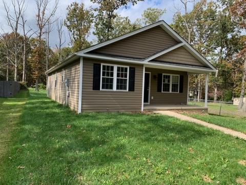 275 Dodge St, Stuarts Draft, VA 24477 photo 1