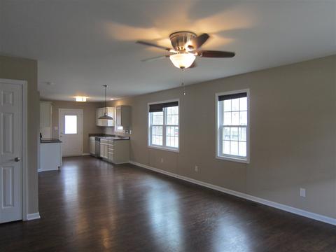 275 Dodge St, Stuarts Draft, VA 24477 photo 5