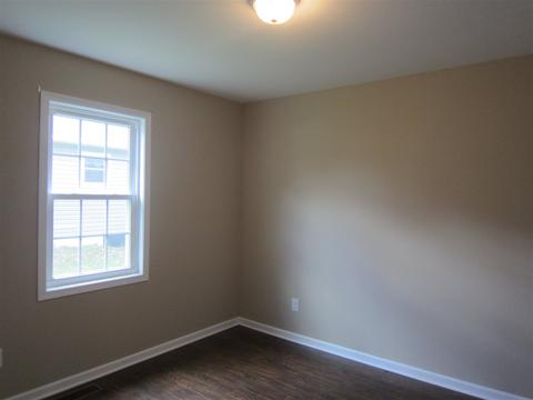275 Dodge St, Stuarts Draft, VA 24477 photo 7