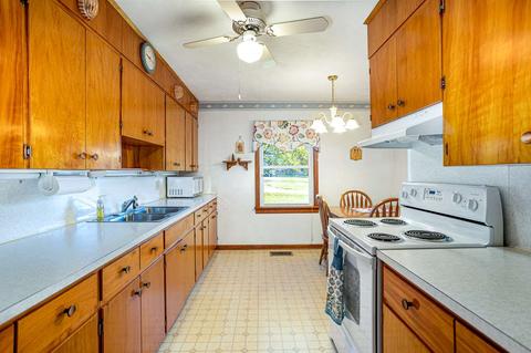 112 Brunk Ln, Dayton, VA 22821 photo 15