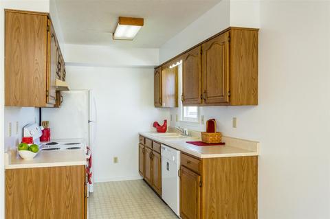 121 First St, Broadway, VA 22815 photo 6