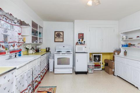 32 Flory Ave, Stuarts Draft, VA 24477 photo 8