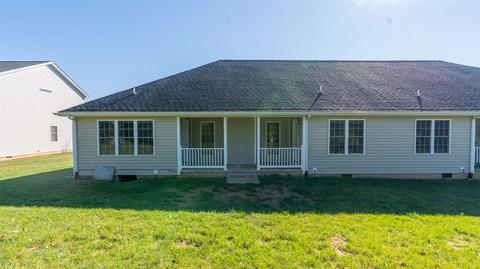 74 Meriwether Cir, Stuarts Draft, VA 24477 photo 4