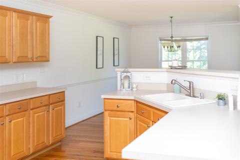 74 Meriwether Cir, Stuarts Draft, VA 24477 photo 29