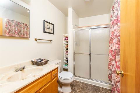 208 Cambridge Dr, Stuarts Draft, VA 24477 photo 18