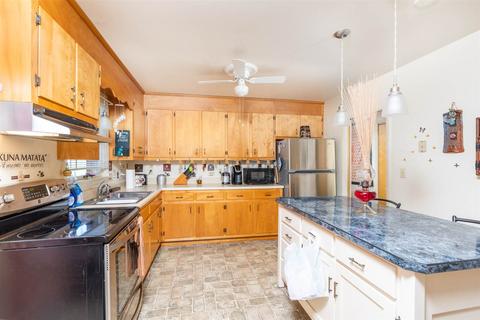 208 Cambridge Dr, Stuarts Draft, VA 24477 photo 8