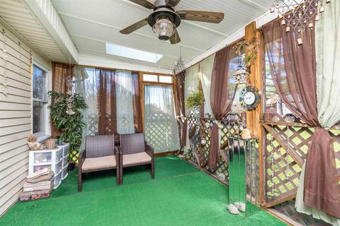 208 Cambridge Dr, Stuarts Draft, VA 24477 photo 6