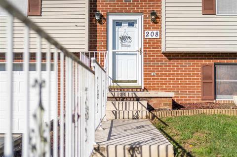 208 Cambridge Dr, Stuarts Draft, VA 24477 photo 7
