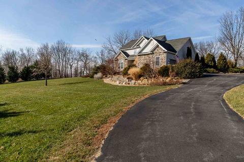 Undisclosed, Raphine, VA 24472 photo 25