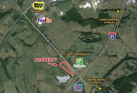 891 Bells Ln, Staunton, VA 24401