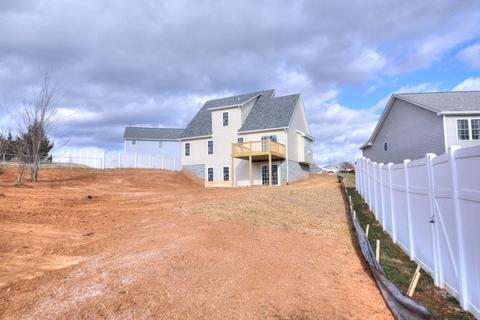 17 Willard Ct, Stuarts Draft, VA 24477 photo 24