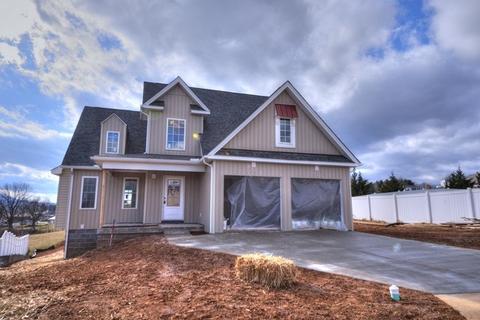 17 Willard Ct, Stuarts Draft, VA 24477 photo 1