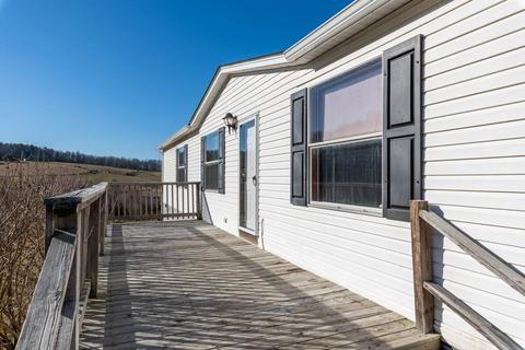 2141 Broadhead School Rd, Middlebrook, VA 24459 photo 4