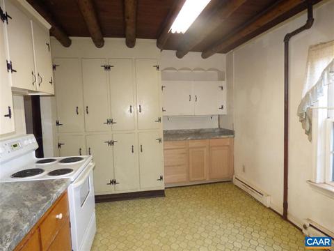 462 S Main St, Amherst, VA 24521 photo 11