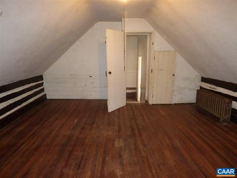 462 S Main St, Amherst, VA 24521 photo 27