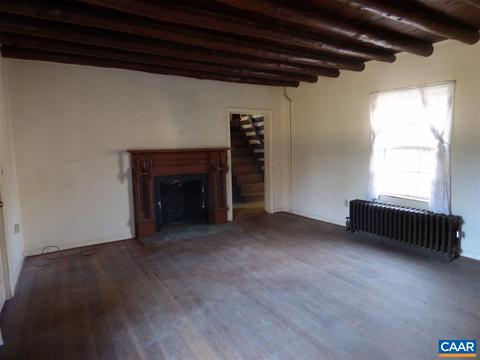 462 S Main St, Amherst, VA 24521 photo 6
