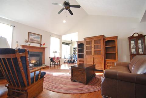 14 Old Oak Dr, Stuarts Draft, VA 24477 photo 25