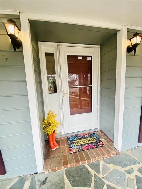 128 Falling Rock Dr, Stuarts Draft, VA 24477 photo 3