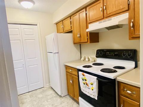 128 Falling Rock Dr, Stuarts Draft, VA 24477 photo 13