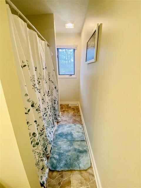 128 Falling Rock Dr, Stuarts Draft, VA 24477 photo 31