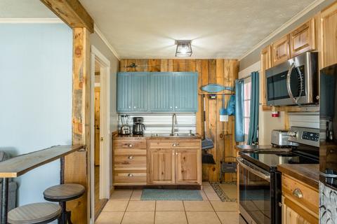 1072 Shipyard Rd, Shenandoah, VA 22849 photo 3