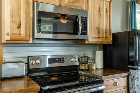 1072 Shipyard Rd, Shenandoah, VA 22849 photo 6