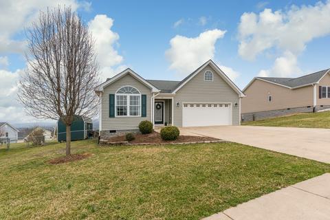 18 Upland Ct, Stuarts Draft, VA 24477 photo 13
