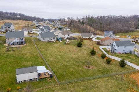 18 Upland Ct, Stuarts Draft, VA 24477 photo 10