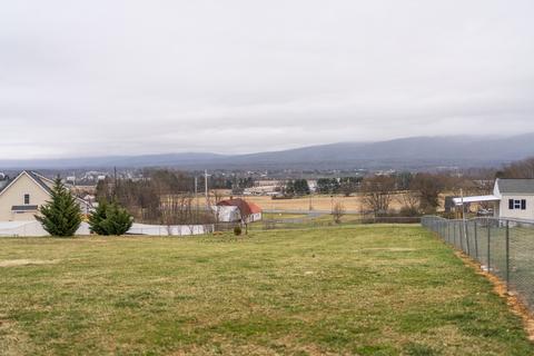 18 Upland Ct, Stuarts Draft, VA 24477 photo 70