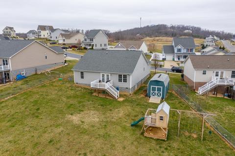 18 Upland Ct, Stuarts Draft, VA 24477 photo 12