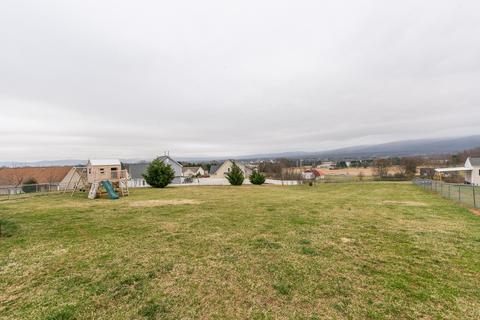18 Upland Ct, Stuarts Draft, VA 24477 photo 15
