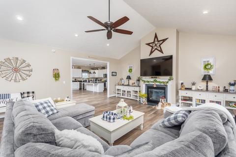 115 Ridgemore Dr, Raphine, VA 24472 photo 9