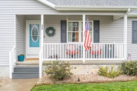 220 Dodge St, Stuarts Draft, VA 24477 photo 13