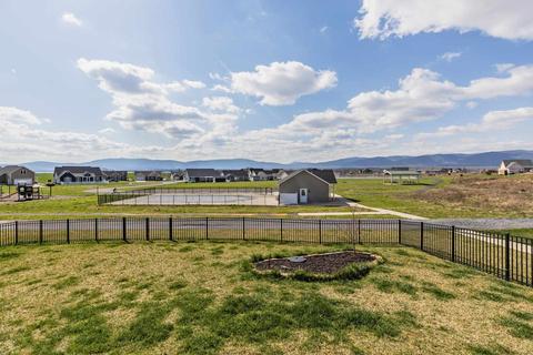 35 Marble Dr, Stuarts Draft, VA 24477 photo 35