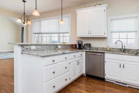 35 Marble Dr, Stuarts Draft, VA 24477 photo 12