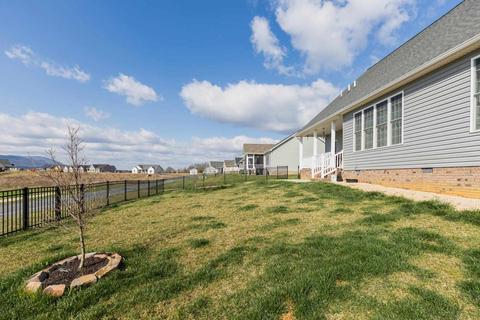 35 Marble Dr, Stuarts Draft, VA 24477 photo 36