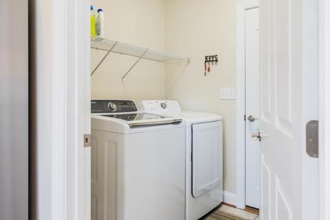 35 Marble Dr, Stuarts Draft, VA 24477 photo 25