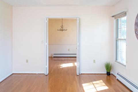 180 Cambridge Dr, Stuarts Draft, VA 24477 photo 13