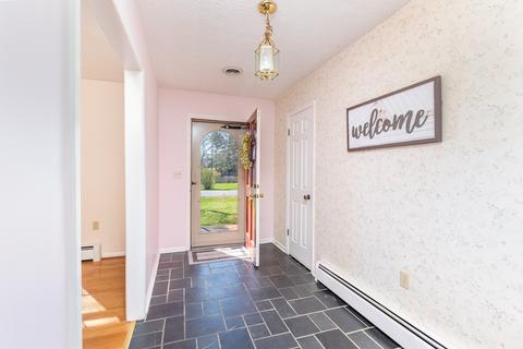 180 Cambridge Dr, Stuarts Draft, VA 24477 photo 11