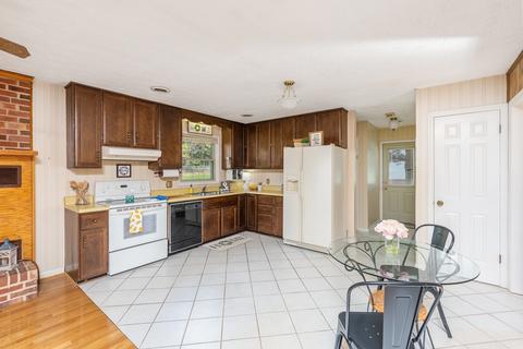180 Cambridge Dr, Stuarts Draft, VA 24477 photo 24