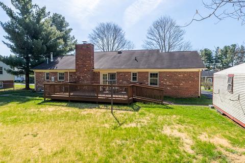 180 Cambridge Dr, Stuarts Draft, VA 24477 photo 3