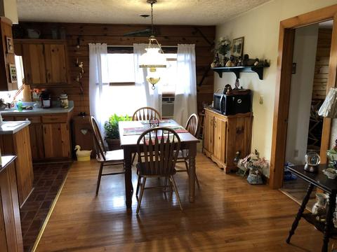 512 E View Ln, Raphine, VA 24472 photo 2