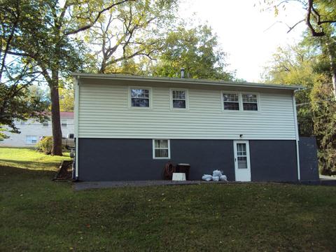 125 Peyton St, Staunton, VA 24401 photo 4