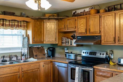 1403 Ridge Rd, Raphine, VA 24472 photo 10